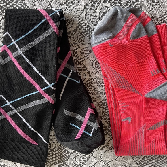 NEW Nike Elite Graduated Compression OTC Running Socks Pink Gray 5.5-7 W/Unisex - Picture 10 of 10